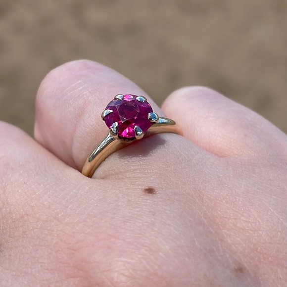 Jewelry - 14 Karat Yellow Gold Ruby Solitaire Ring